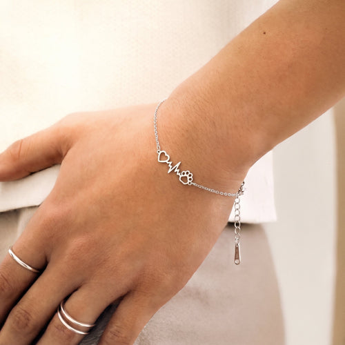 Free Heartbeat Paw Bracelet